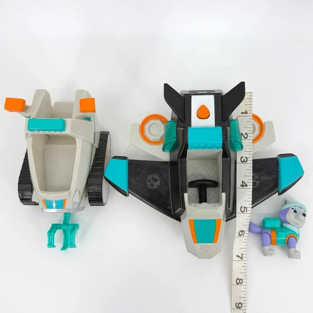 Paw Patrol Jet Rescue Everest Transforming Vehicle Lights Sounds and Snowmobile